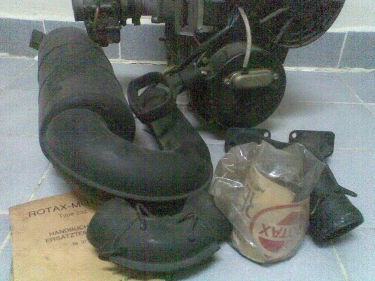 เครื่องRotax 377 (ใหม่เก็บเก่า ยังไม่ผ่านการใช้งานค่ะค่ะ) เครื่องRotax 377 (ใหม่เก็บเก่า ยังไม่ผ่านการใช้งานค่ะค่ะ)