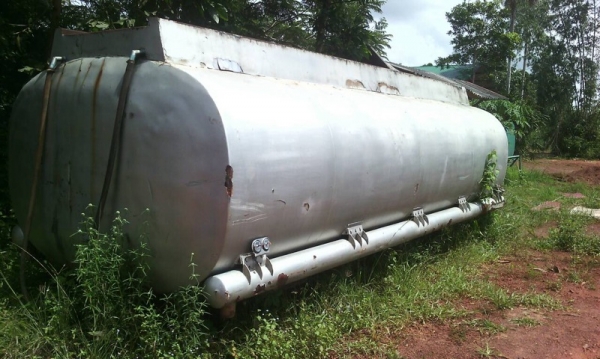 รถฮีโน่ 12 ล้อ 414 แรงม้า.  ( รถประกอบ )  สนใจติดต่อ 081 - 6079515