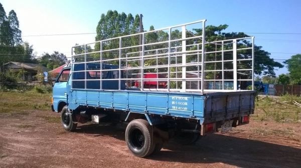 ขาย 6 ล้อ ISUZU KS 110 สภาพพร้อมใช้งาน คัสซีสวยตลอดเส้น เครื่อง 4BD1 ฝาขาว 110 แรงม้า เกียร์ดี เบรคดี ทะเบียนพร้อมโอน ราคาต่อรองได้ครับ