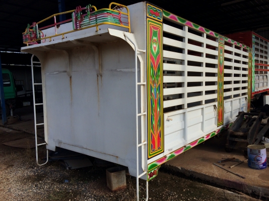 ขายกะบะดั๊มพ์ พร้อมกะบอกดั๊มพ์ กว้าง 2.40 เมตร ยาว 5.50 เมตร คัสซี 87 ซม