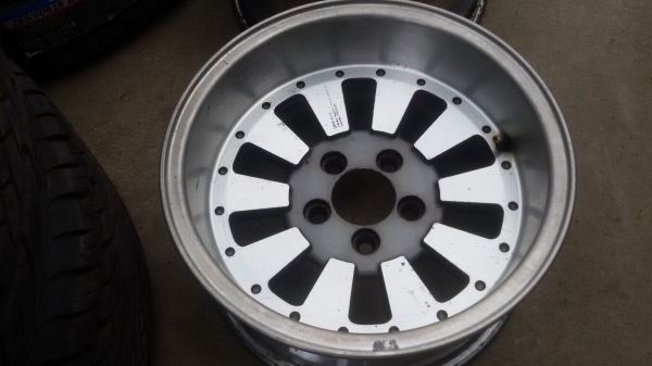 ขายล้อขอบ15 5รูชุดละ6500