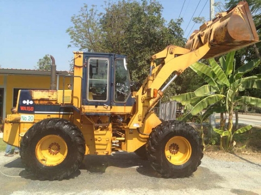 รถตัก Komatsu WA 150-1 นำเข้าจาก ญี่ปุ่น +++ สวยมาก พร้อมใช้งาน ขายถูก 090-986-2521
