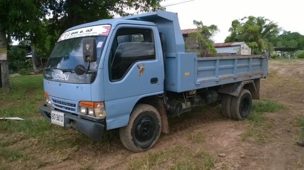 ขาย 6 ล้อดั้ม NPR 120 ปี 45 คัสซีสวยตลอดเส้น เครื่อง 4HF1 120 แรงม้าฝาขาว ช่วงล่างดี ดั้มสวย ทะเบียนพร้อมโอนครับ