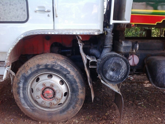 hino 227.   320