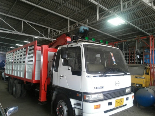 ขายรถ10ล้อยาว7.2เมตร ติดเครนพร้อมที่่คีบเหล็ก