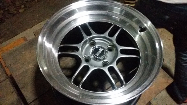 ขายแม็ค 15 18000บาทสวยๆ4วงของนอกเบามากๆ