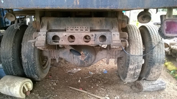 ขาย 6 ล้อหัวยาวดั้ม เครื่อง 6BD1 165 แรงม้า เฟืองท้ายใหญ่จัมโบ้ คัสซีสวยตลอดเส้น พวงมาลัยพาวเวอร์ ทะเบียนพร้อมโอน ราคาโทรมาคุยกันครับ