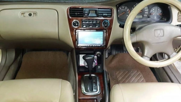 เครื่องVtec 2300 ติดแก๊สngv หัวฉีด ประกันชั้น1 วิริยะสีสวยมากสีแห้งช้านกแก้วทั้งคันรถมาดูรถที่บ้าน