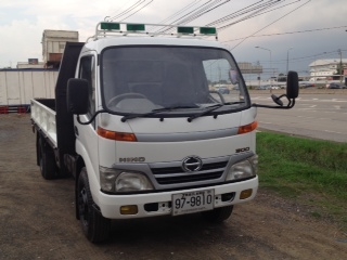 ขายรถ HINO DUTRO 6 ล้อ เครื่องยนต์ 136 แรงม้า ยูโร3 กระบะเหล็กยาว4.3ม. สภาพสวยมากพร้อมใช้ สนใจติดต่อ 080-4477814 พีรพงษ3