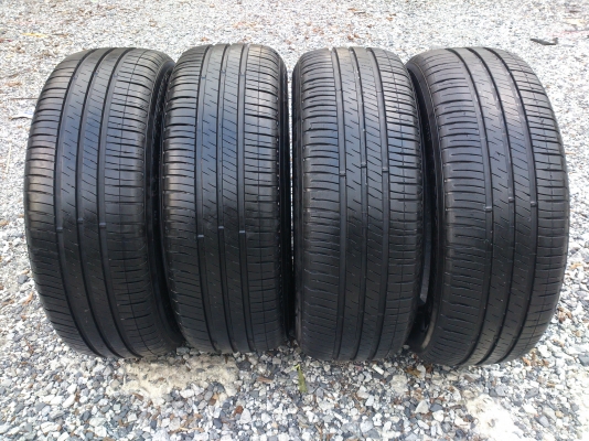 ขายยาง MICHELIN 195/60R15 ยางสัปดาห์ที่24ปี12 ดอกเต็มนิ่มลึกเท่ากันไม่กินข้าง (สภาพยาง90\%) จำนวน 1 ชุด