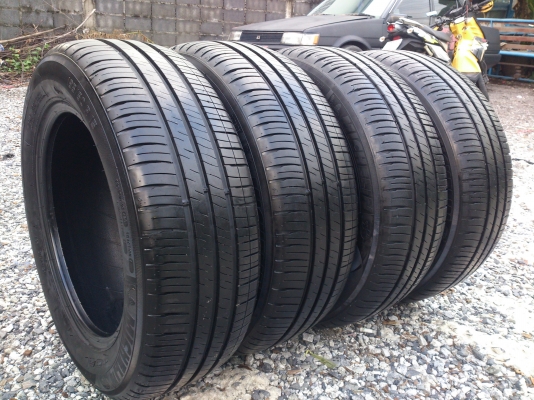 ขายยาง MICHELIN 195/60R15 ยางสัปดาห์ที่24ปี12 ดอกเต็มนิ่มลึกเท่ากันไม่กินข้าง (สภาพยาง90\%) จำนวน 1 ชุด