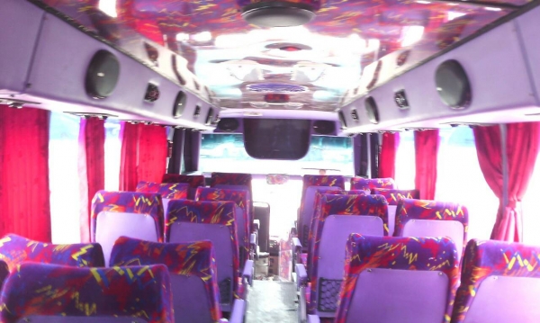 ขายรถบัสแอร์ไฟฟ้า ยาว 9.50 เมตร ช่วงล่างแหนบ 5 คัน ถุงลม 5 คัน ราคาเหมารวม 10 คัน 3 ล้าน