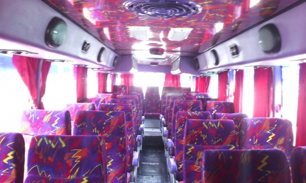 ขายรถบัสแอร์ไฟฟ้า ยาว 9.50 เมตร ช่วงล่างแหนบ 5 คัน ถุงลม 5 คัน ราคาเหมารวม 10 คัน 3 ล้าน