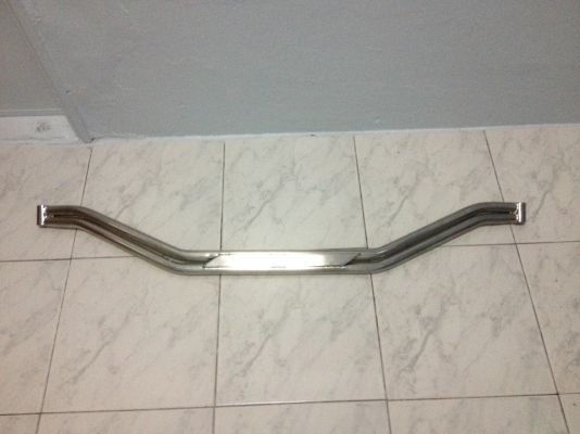 ขายค้ำโช๊คหน้า เป็นสแตนเลสทั้งเส้น ใส่e30 ของตามรูป ราคา1200บาท โทร0924462525โส