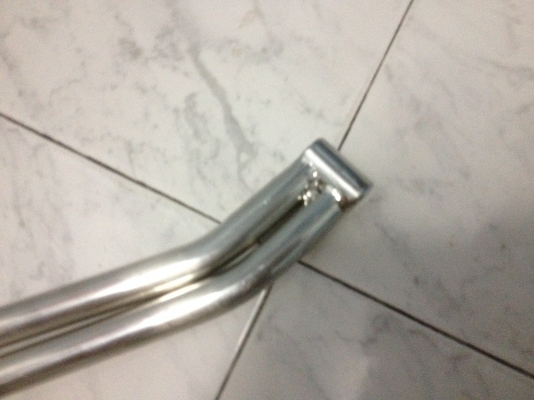 ขายค้ำโช๊คหน้า เป็นสแตนเลสทั้งเส้น ใส่e30 ของตามรูป ราคา1200บาท โทร0924462525โส