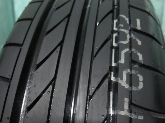 ขายยางติดรถป้ายแดง Honda City ยางปี 14 ขนาด 175 65R 15 ถอดจากศูนย์