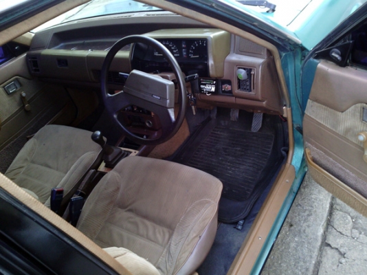 ขาย 626 ux ซีดาน เครื่องดีสีได้แอร์เย็นLPGภาษีสค.58ปีหน้ายาวไป