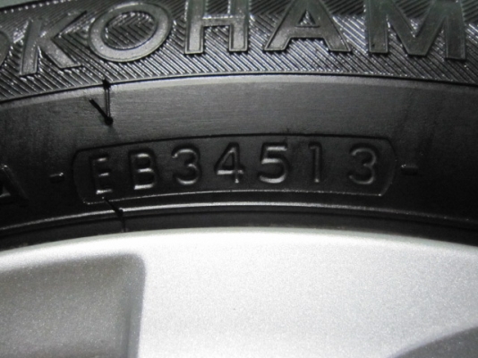 ขายล้อแม็กพร้อมยาง TOYOTA VIOS ขอบ 15 ตุ่มหน้ายางยังมีอยู่