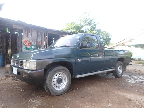 (ขายแล้ว ขอบคุณ truck 2 hand.com)ขายบิกเอ็มเครื่องแดงปี94 รถใช้งานอยู่ประจำเครื่องดีมากคัชซี80\% สนใจโทรสอบถามได้