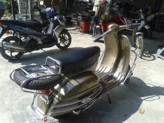 Vespa อิตาลี