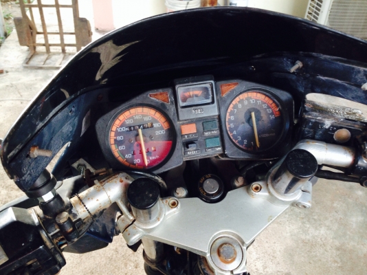 ขายRxz135cc ราคา 3500 บาท ขายRxz135cc ราคา 3500 บาท