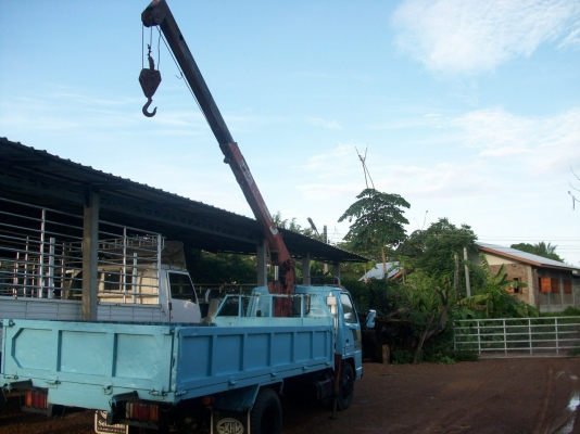 รถบรรทุกติดเครนพร้อมใช้งานครับ รถห้างครับnkr