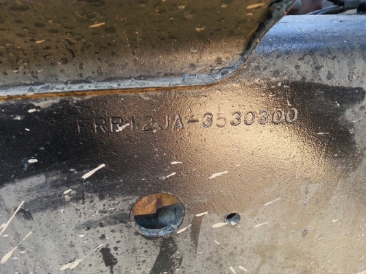 ขายดั้มร็อกกี้ 175แรง เครื่องดี แคชซีสวย พ.เพาเวอร์ เบรกทิฟฟี่ ภายในสวย ยาง825ขอบ16 สภาพพร้อมใช้งาน เอกสารพร้อมโอน จัดไฟแนนซ์ได้ เงื่อนไขง่ายๆวันเดียวรับรถ สนใจโทร 090-8588220คุณนะ ID:narong498 หรือ www.truck.in.th/498 FB:ณรงค์ ซื้อขายรถมือสอง(เว็บไซต์ส่ว