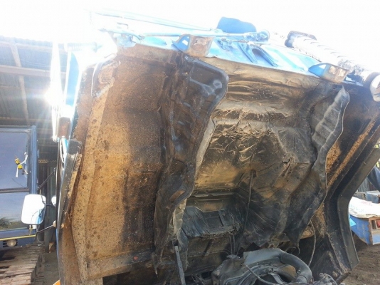 ขายดั้มร็อกกี้ 175แรง เครื่องดี แคชซีสวย พ.เพาเวอร์ เบรกทิฟฟี่ ภายในสวย ยาง825ขอบ16 สภาพพร้อมใช้งาน เอกสารพร้อมโอน จัดไฟแนนซ์ได้ เงื่อนไขง่ายๆวันเดียวรับรถ สนใจโทร 090-8588220คุณนะ ID:narong498 หรือ www.truck.in.th/498 FB:ณรงค์ ซื้อขายรถมือสอง(เว็บไซต์ส่ว