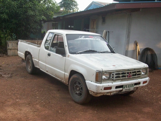 กระบะ L 200 พร้อมใชงาน พวงมาลัยเพาเวอร์