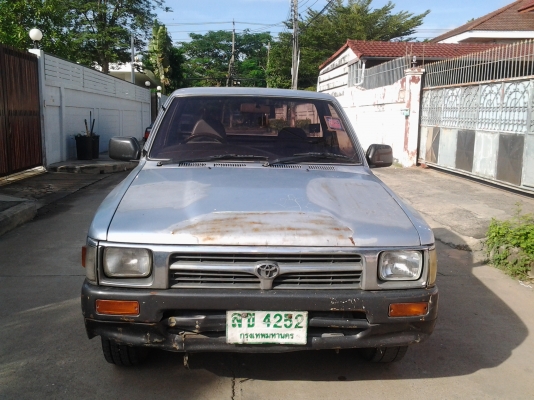 ขาย โตโยต้า ไมตี้เอ๊กซ์ หัวเดียว ปี 98 พร้อมประกันชั้น 1 ขาย โตโยต้า ไมตี้เอ๊กซ์ หัวเดียว ปี 98 พร้อมประกันชั้น 1