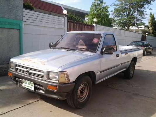 ขาย โตโยต้า ไมตี้เอ๊กซ์ หัวเดียว ปี 98 พร้อมประกันชั้น 1 ขาย โตโยต้า ไมตี้เอ๊กซ์ หัวเดียว ปี 98 พร้อมประกันชั้น 1