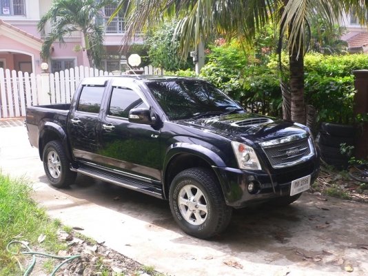 ISUZU D-MAX SL- HI-LANDER CAB 4 ABS AIRBAG 2 ใบ 4WD ขับเคลื่อน 4 ล้อ