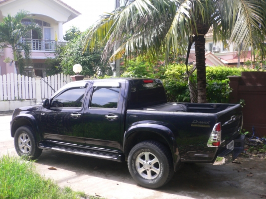 ISUZU D-MAX SL- HI-LANDER CAB 4 ABS AIRBAG 2 ใบ 4WD ขับเคลื่อน 4 ล้อ