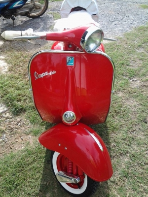 รับสั่งทำ Vespa และบริการหลังการขาย ร้าน Pong_Motor_Classic รับซ้อม ปะผุ ผ่นสี ขายซาก บริการครบวงจร