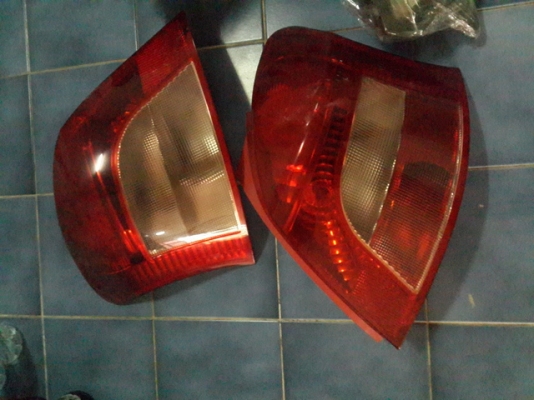 ไฟหน้าไฟท้ายยาริส yaris ปี 08