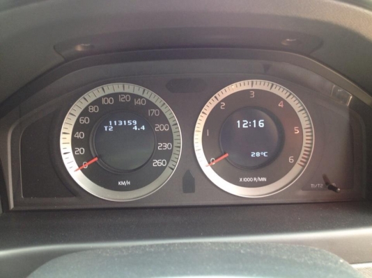 ขายรถที่บ้านสภาพสวยมาก เข้าศูนย์ตลอด ขายรถที่บ้านสภาพสวยมาก เข้าศูนย์ตลอด