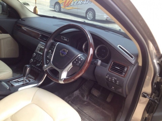 ขายรถที่บ้านสภาพสวยมาก เข้าศูนย์ตลอด ขายรถที่บ้านสภาพสวยมาก เข้าศูนย์ตลอด