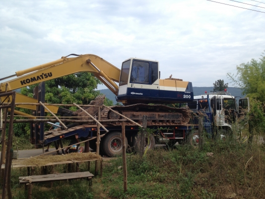 ขายรถแม็คโคร  PC 200-5 เล่มทะเบียน