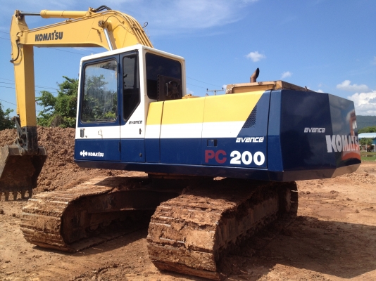 ขายรถแม็คโคร  PC 200-5 เล่มทะเบียน