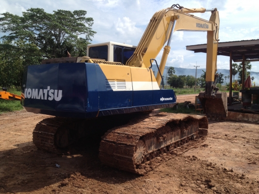 ขายรถแม็คโคร  PC 200-5 เล่มทะเบียน