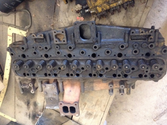 อะไหล่เครื่อง6d105komatsu