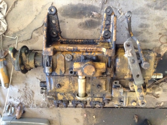 อะไหล่เครื่อง6d105komatsu