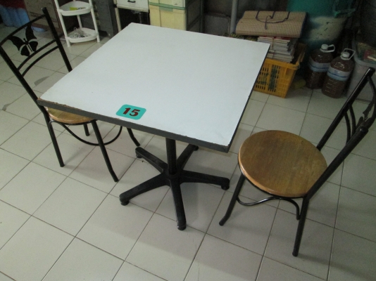 เหลือ 6 ชุดครับ   ขายอาหาร     โต๊ะ    เก้าอี้    ร้านอาหาร