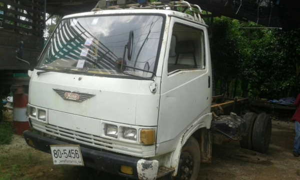 6ล้อดั้ม115แรง HINO KM777 เครื่องWO4D ดั้มยกลงจะทำใหม่..แต่ยังไม่ทำ..ขายตามสภาพ..เล่มพร้อม.