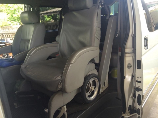 Toyota Ventury V ปี 2006 เกียร์ ออโต้