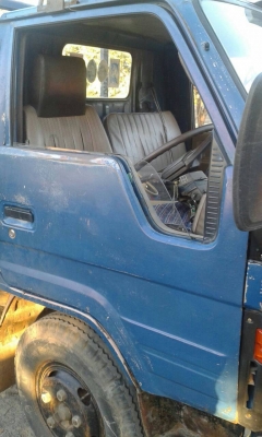 หกล้อ โตโยต้า-Bu-87 สภาพเดิมๆ พร้อมใช้ ทะเบียนเต็ม เอกสารพร้อมโอน