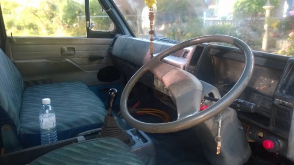 ISUZU NPR 115เกียร์สั้น ปี36 กระบะยาว4.30ม ISUZU NPR 115เกียร์สั้น ปี36 กระบะยาว4.30ม