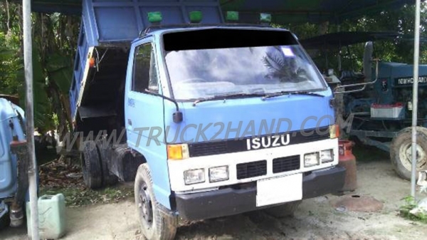 ISUZU  6 ล้อดัมพ์ ภาษีไม่ขาดเอกสารพร้อม