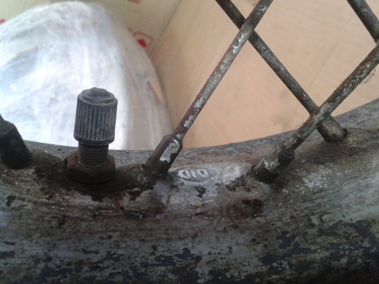 หมูใหญ่ 71+72 เครื่องเชียงกงขับได้ 38000โลตัส สมุทรสาคร