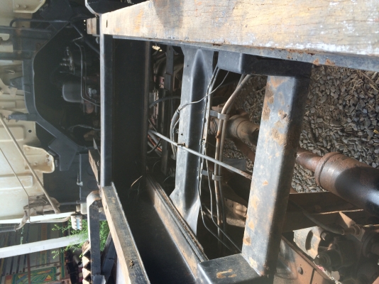 ชาย ROCKY 240 เกียฟุลเลอร์ กะบะสามมิตร